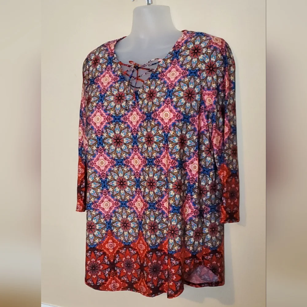 Colorful Tunic by Dressbarn Like New 1X - Picture 2 of 7